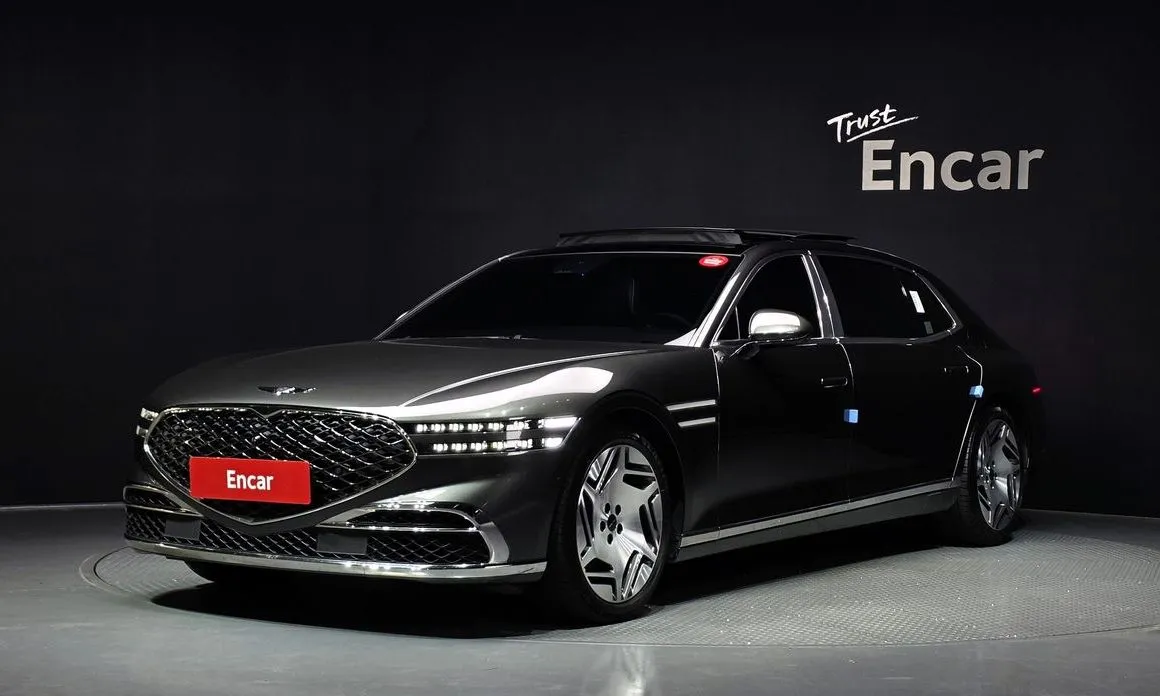 Genesis G90 — фото 1