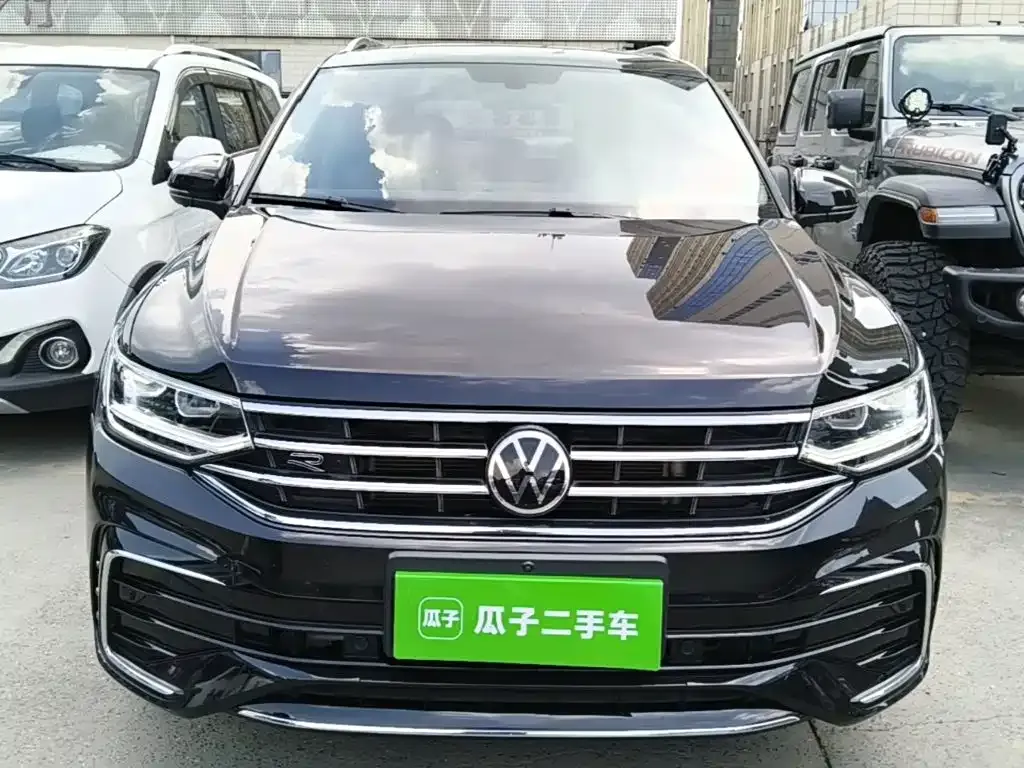 Volkswagen Tiguan L — фото 3