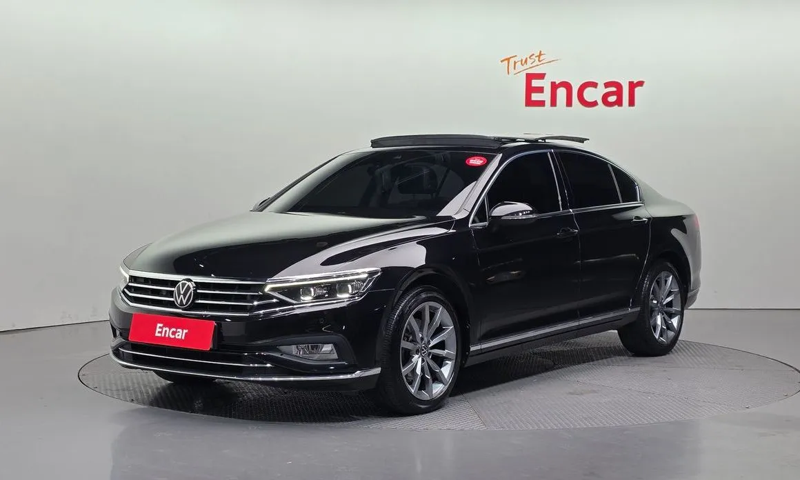 Volkswagen Passat — фото 1