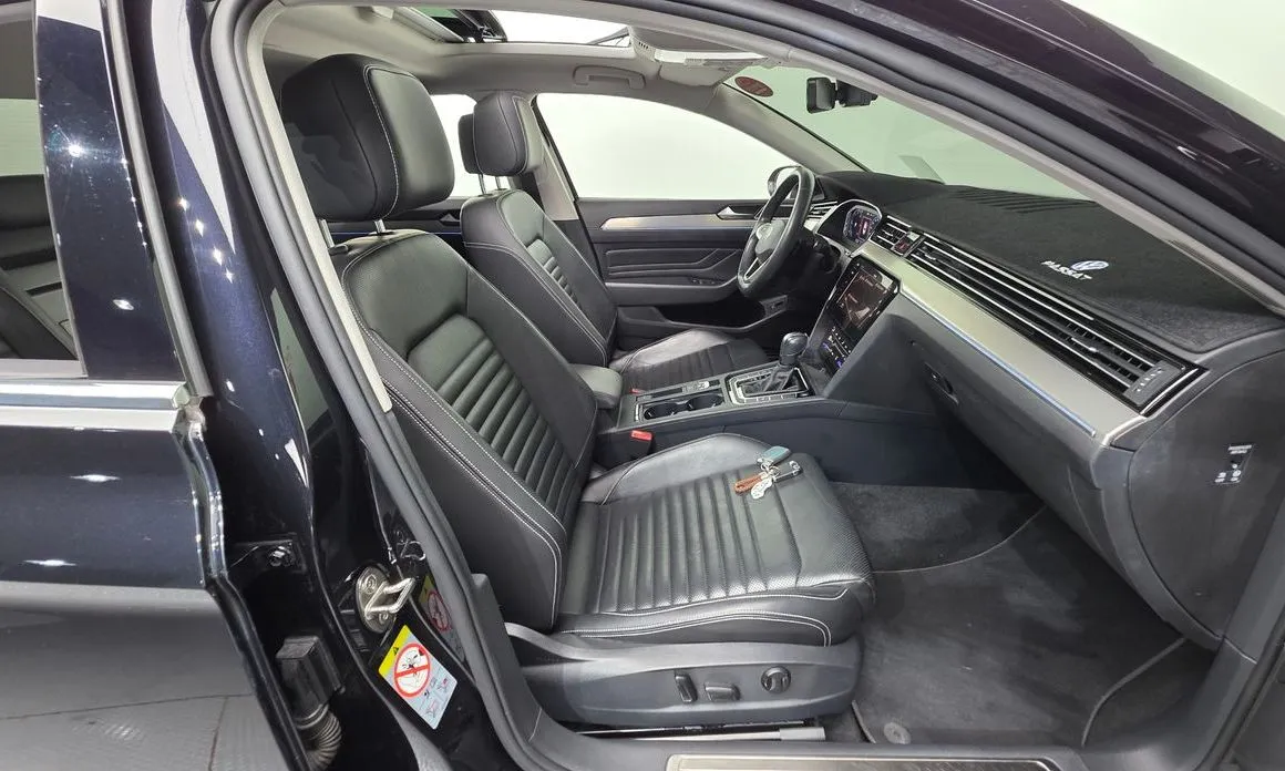 Volkswagen Passat — фото 7