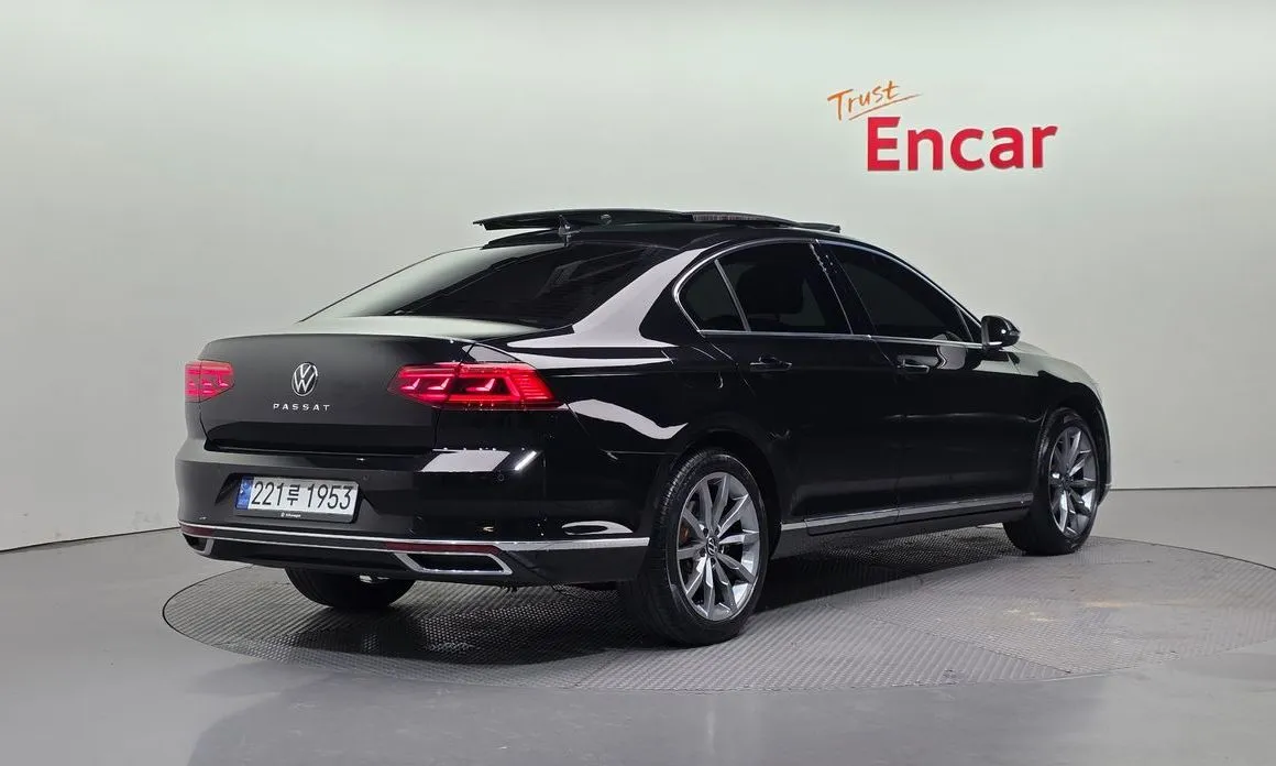 Volkswagen Passat — фото 5