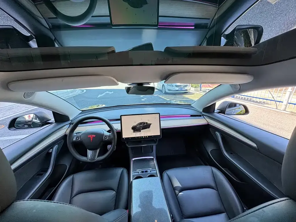 Tesla Model 3 — фото 4
