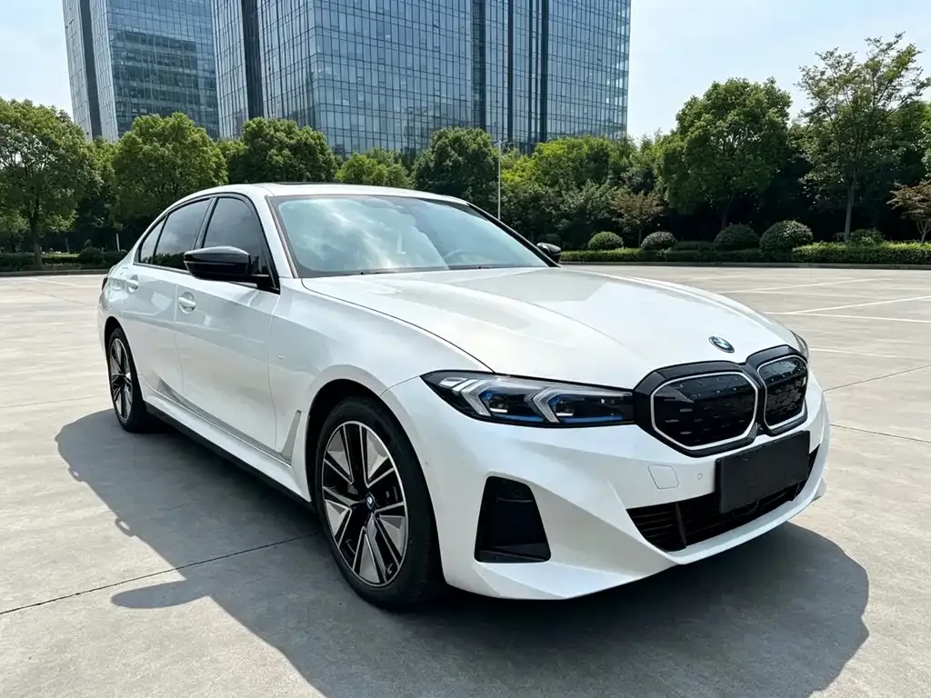 BMW i3 — фото 9