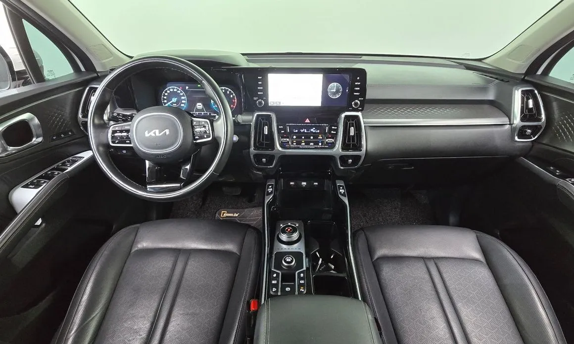 Kia Sorento — фото 7