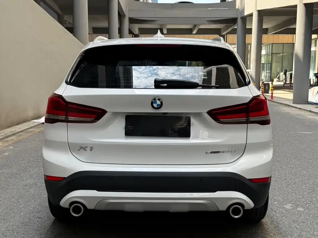 BMW X1 — фото 3
