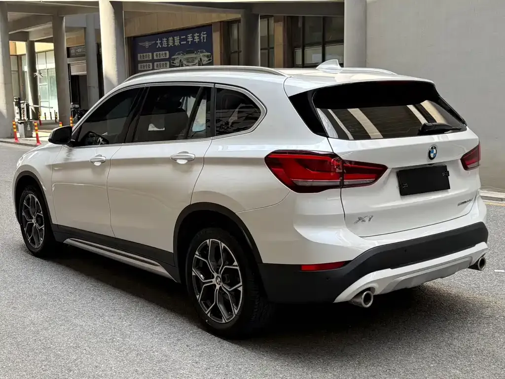 BMW X1 — фото 2