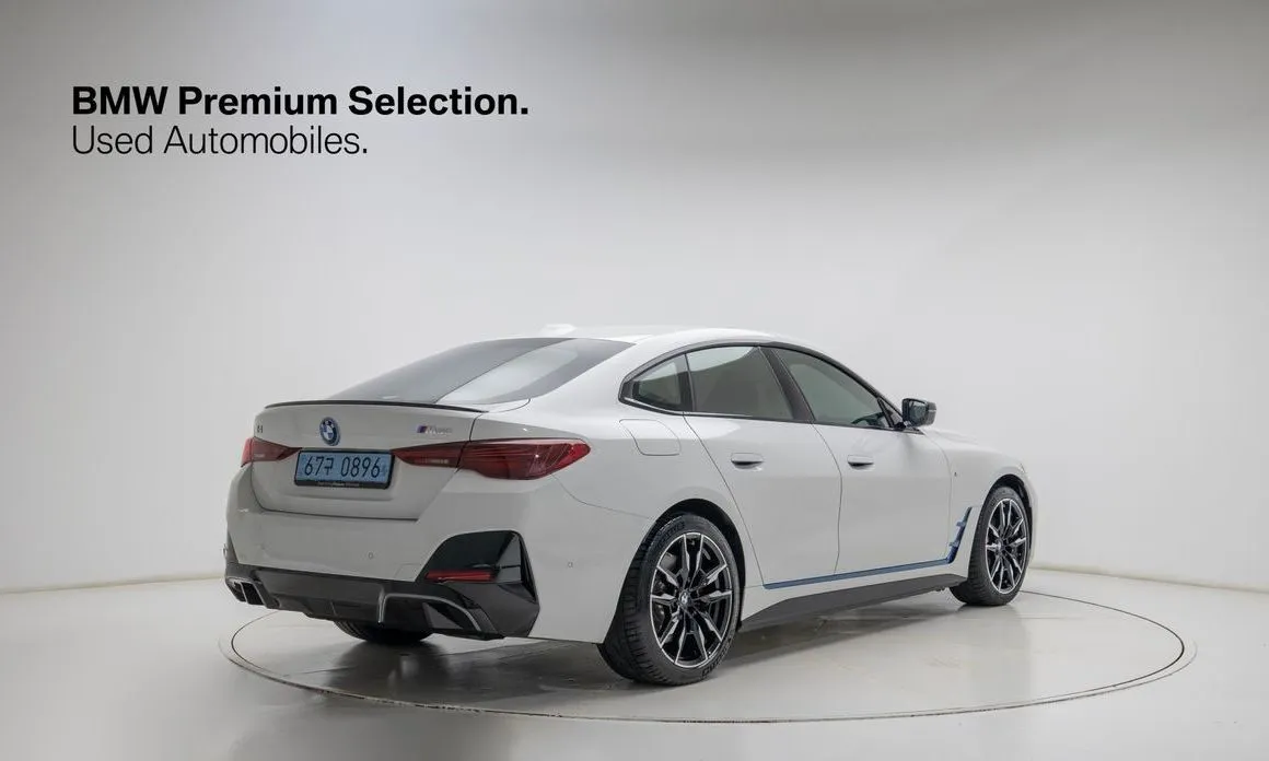 BMW i4 — фото 2