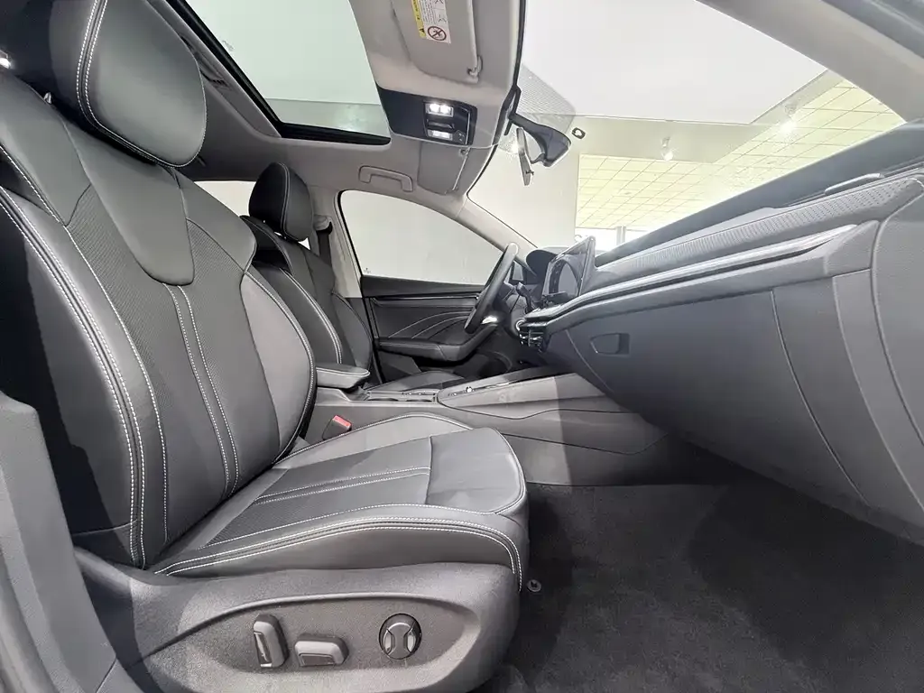 Skoda Octavia — фото 8