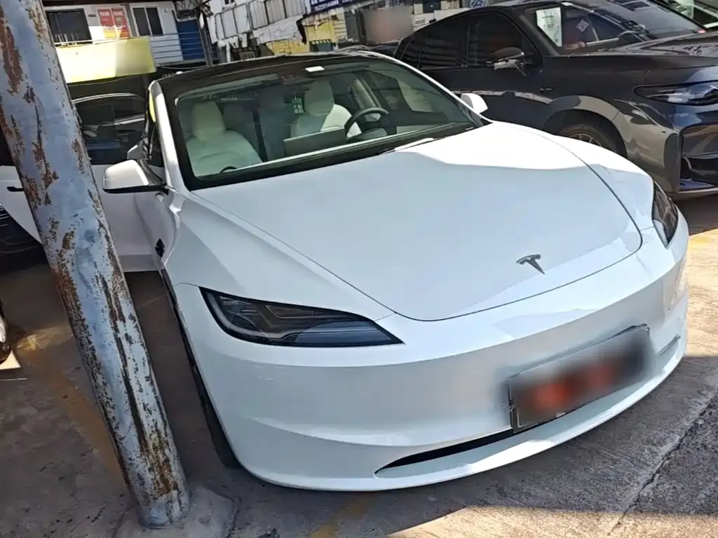 Tesla Model 3 — фото 2