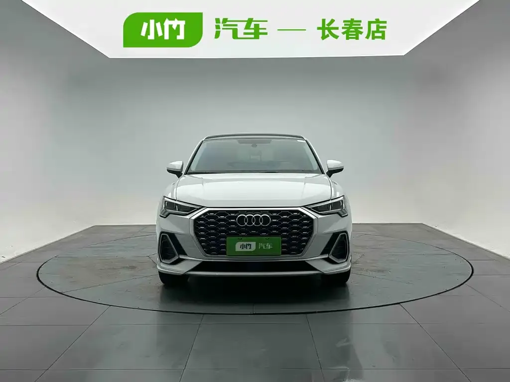 Audi Q3 Sportback — фото 4