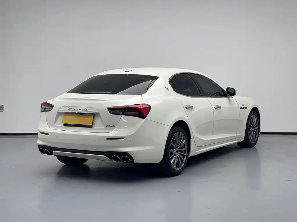 Maserati Ghibli — фото 7