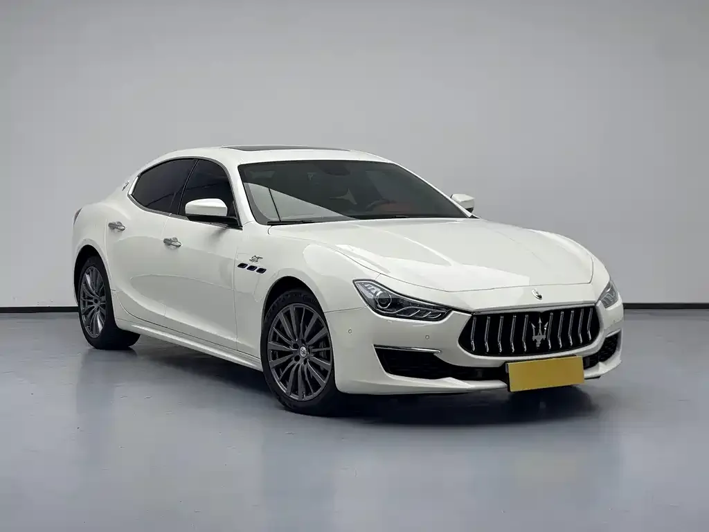 Maserati Ghibli — фото 9
