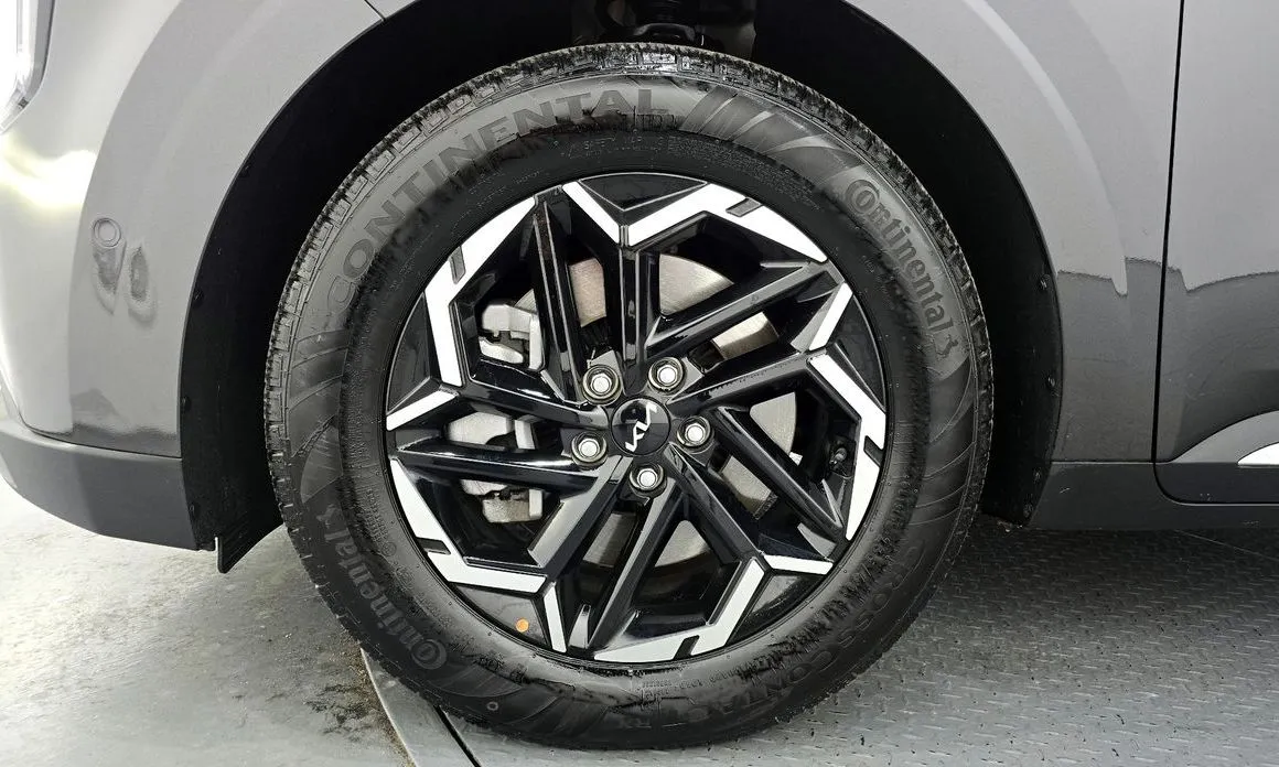 Kia Carnival — фото 10