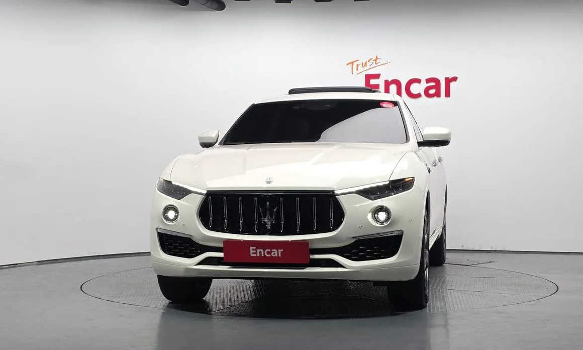 Maserati Levante — фото 2
