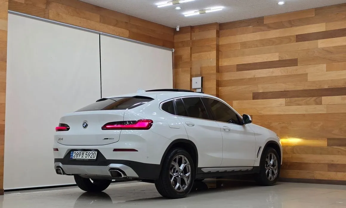 BMW X4 — фото 5