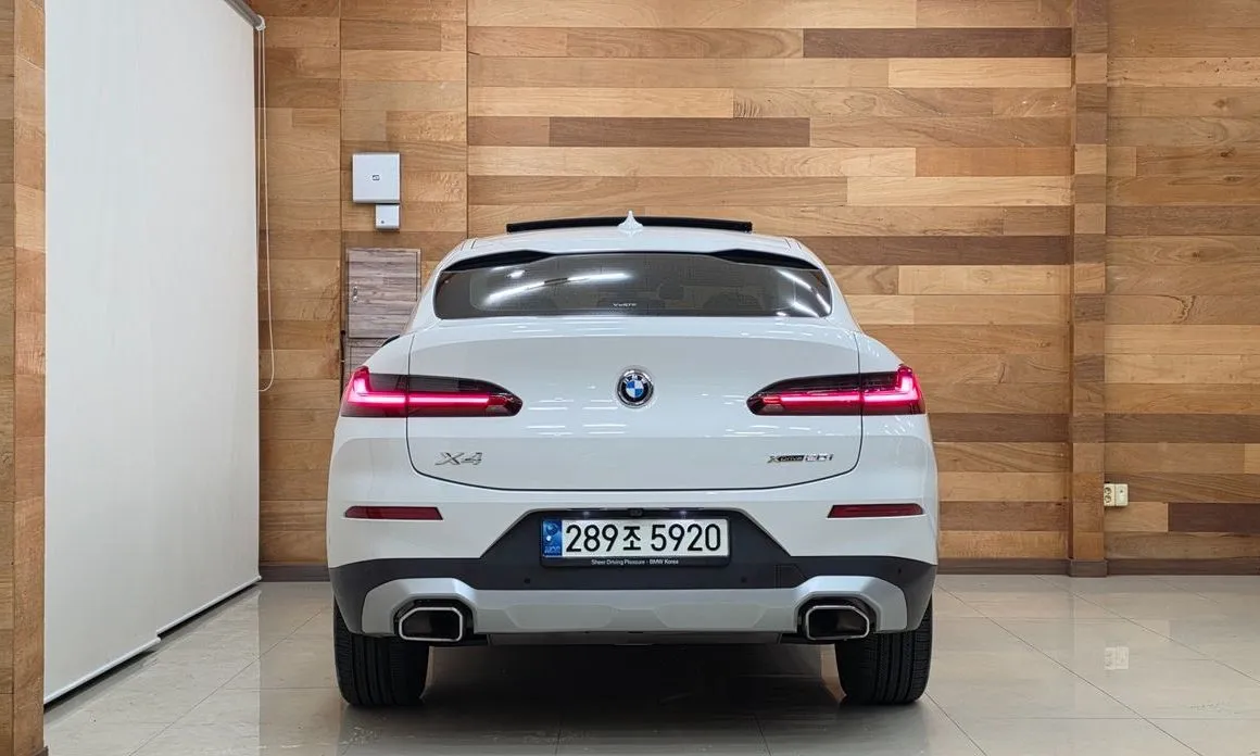 BMW X4 — фото 7
