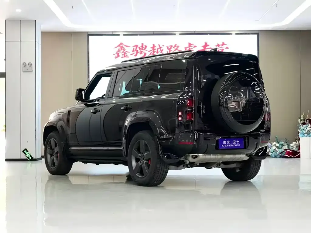 Land Rover Defender — фото 8