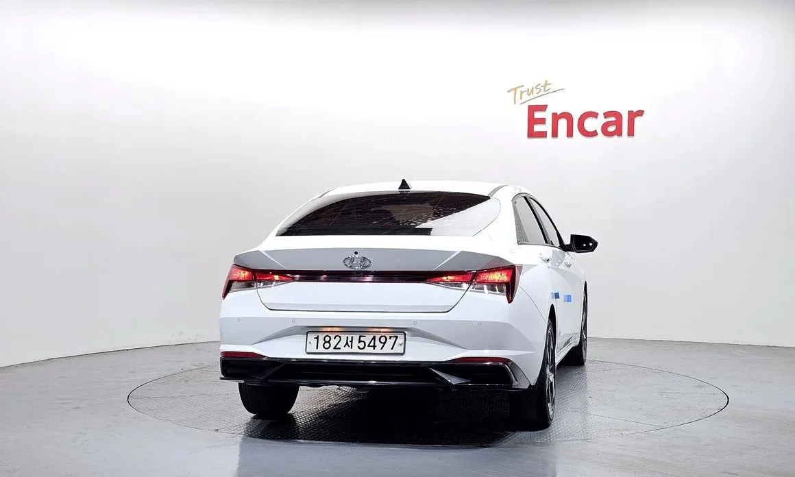 Hyundai AVANTE — фото 4