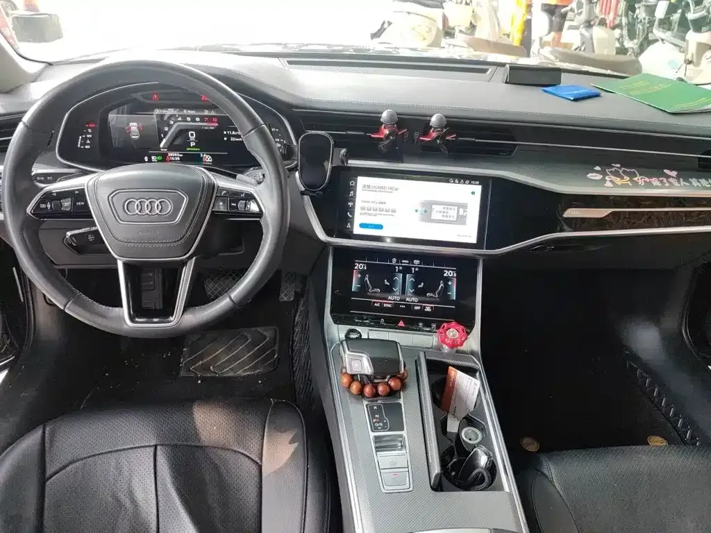 Audi A6L — фото 5
