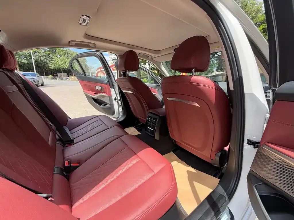 BMW 3 Series — фото 10