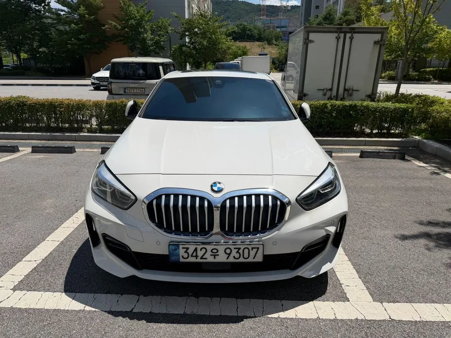 BMW 1-Series — фото 1