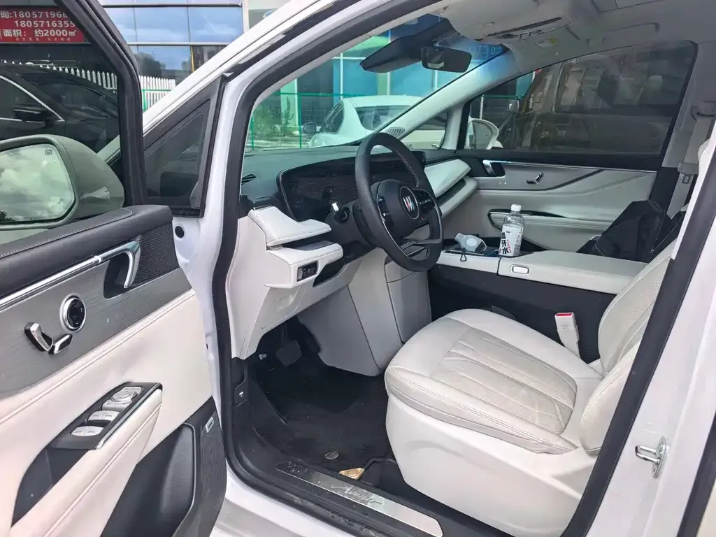 Buick GL8 Hybrid — фото 6