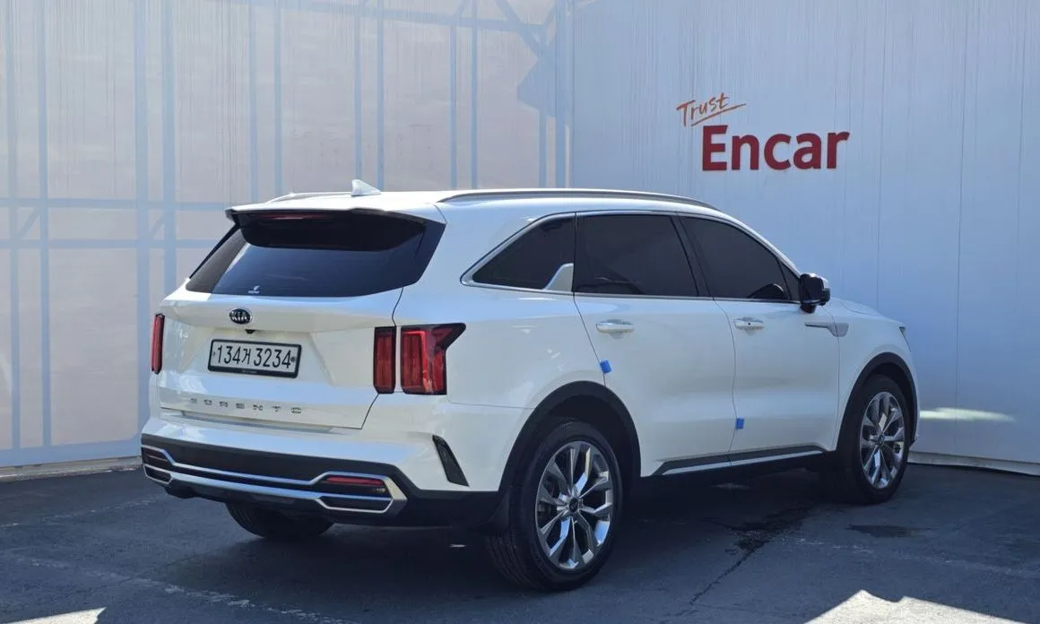 Kia Sorento — фото 4