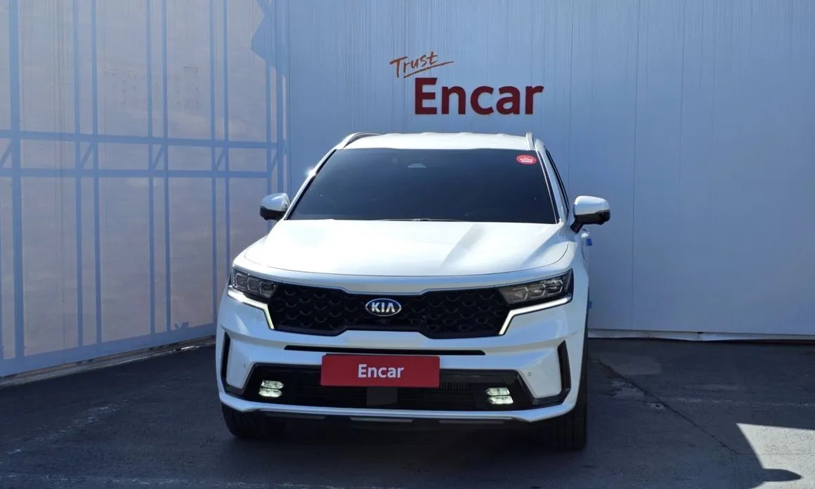 Kia Sorento — фото 8