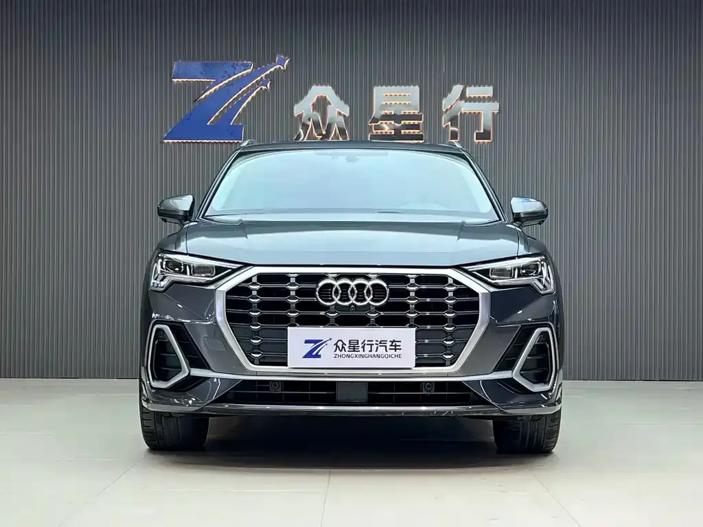 Audi Q3 — фото 10