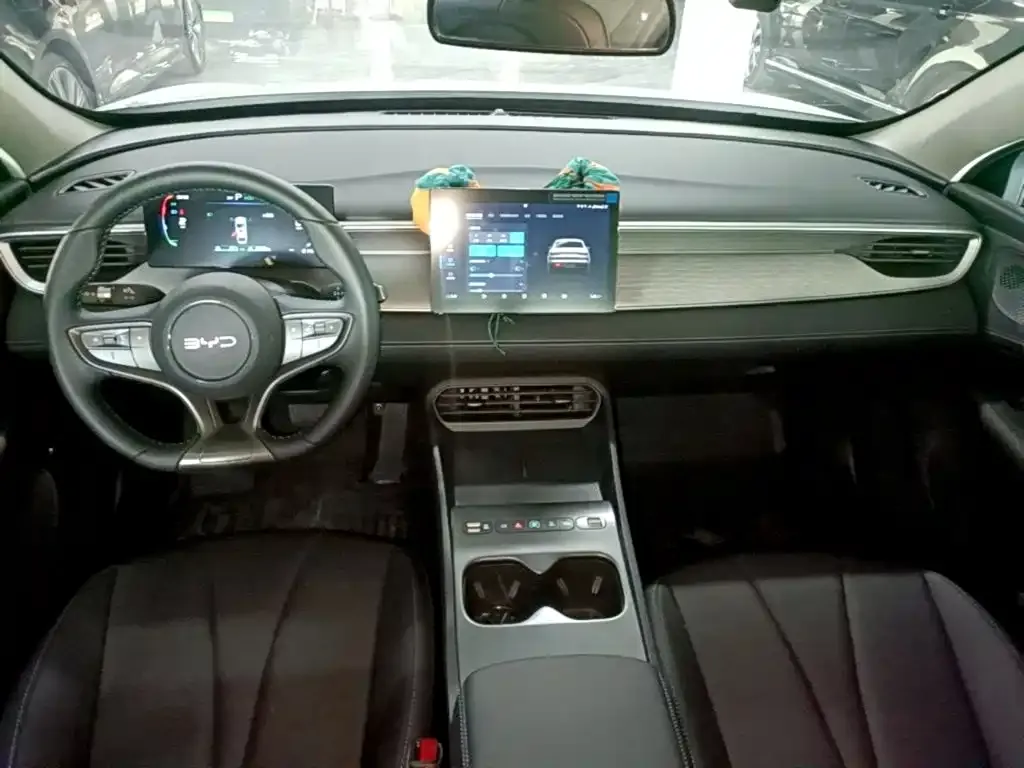 BYD Seal 05 DM-i — фото 2