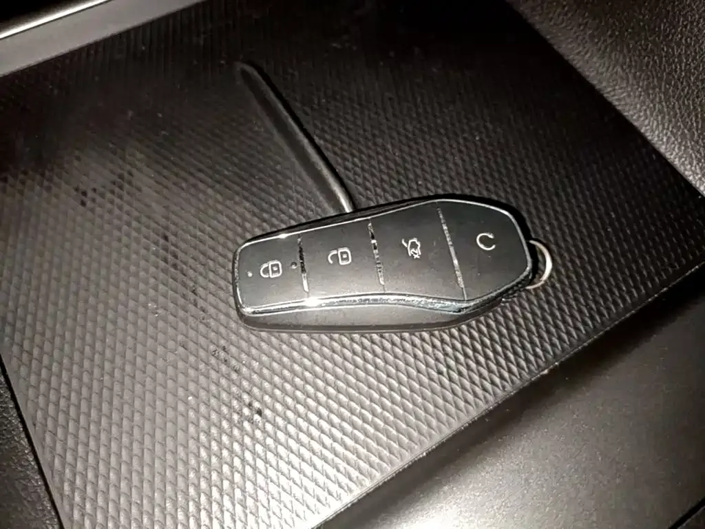 BYD Seal 05 DM-i — фото 3