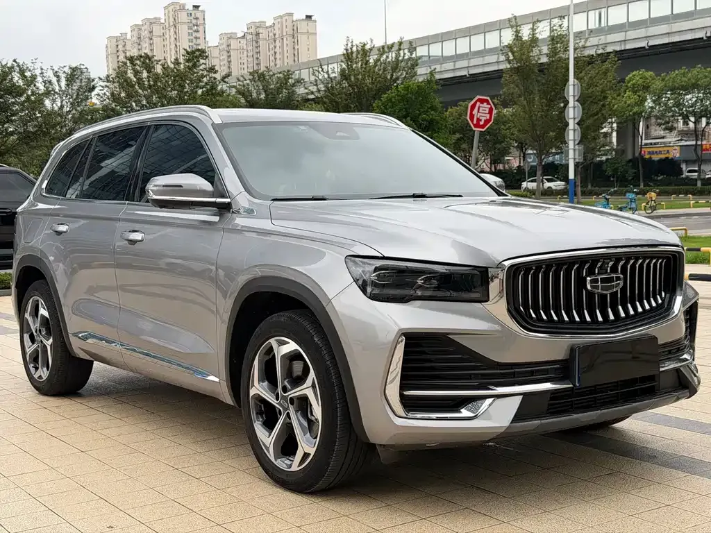 Geely Xingyue L — фото 1
