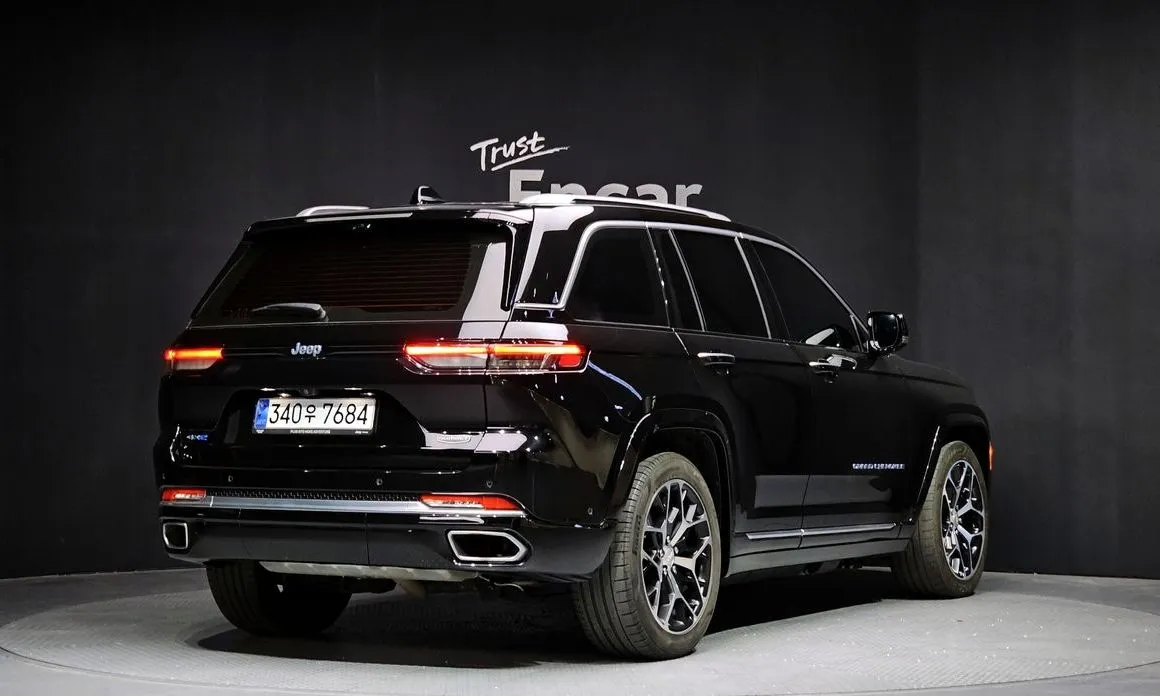 Jeep Cherokee — фото 4