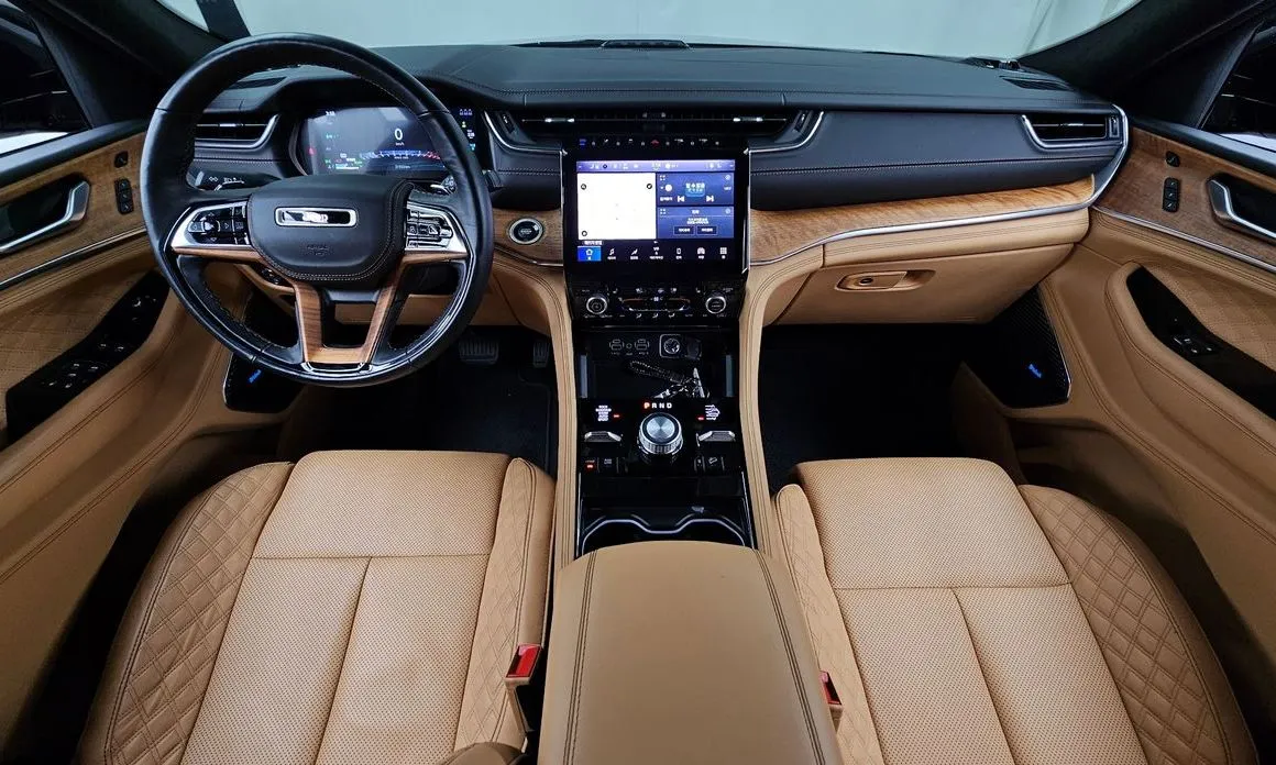 Jeep Cherokee — фото 9