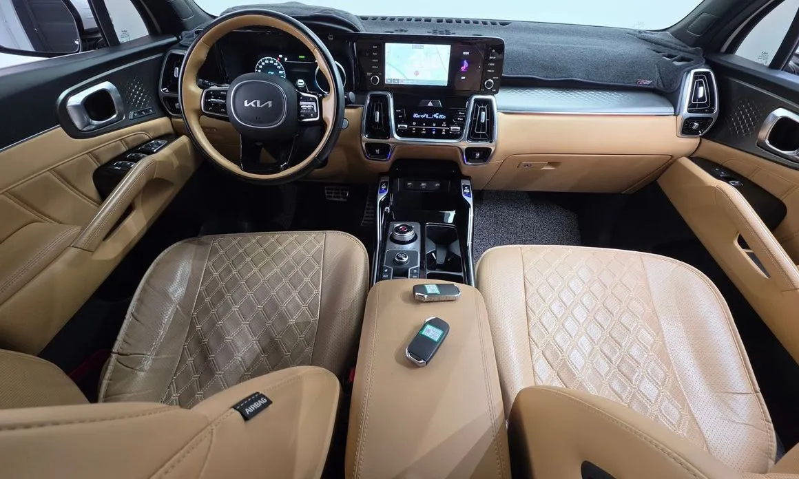Kia Sorento — фото 8