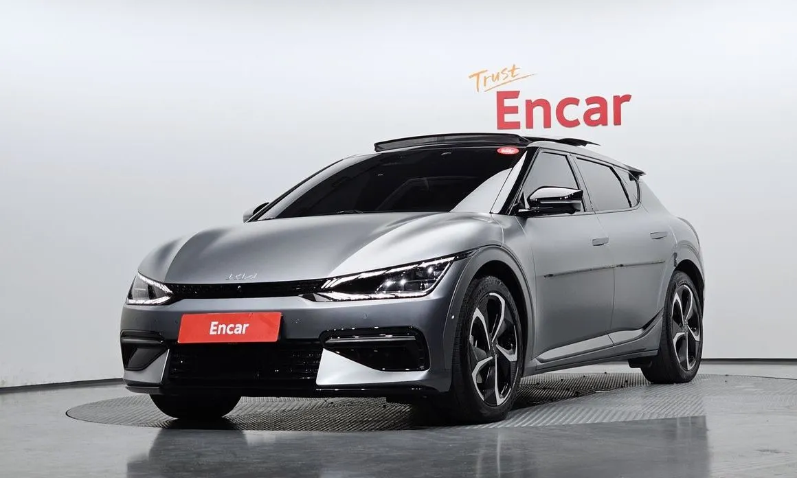Kia EV6 — фото 1