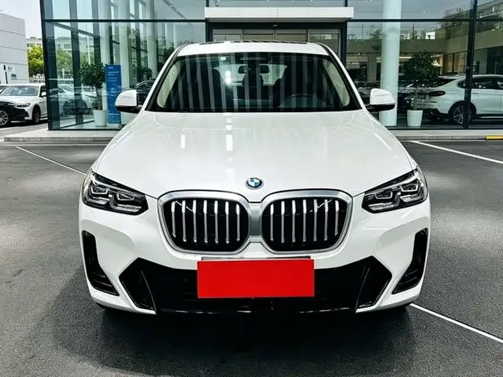 BMW iX3 — фото 4