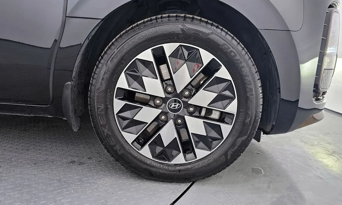 Hyundai Staria — фото 4