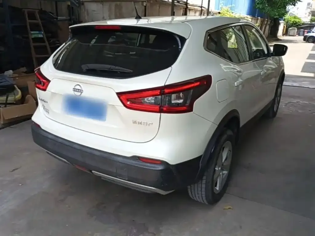 Nissan Qashqai — фото 5