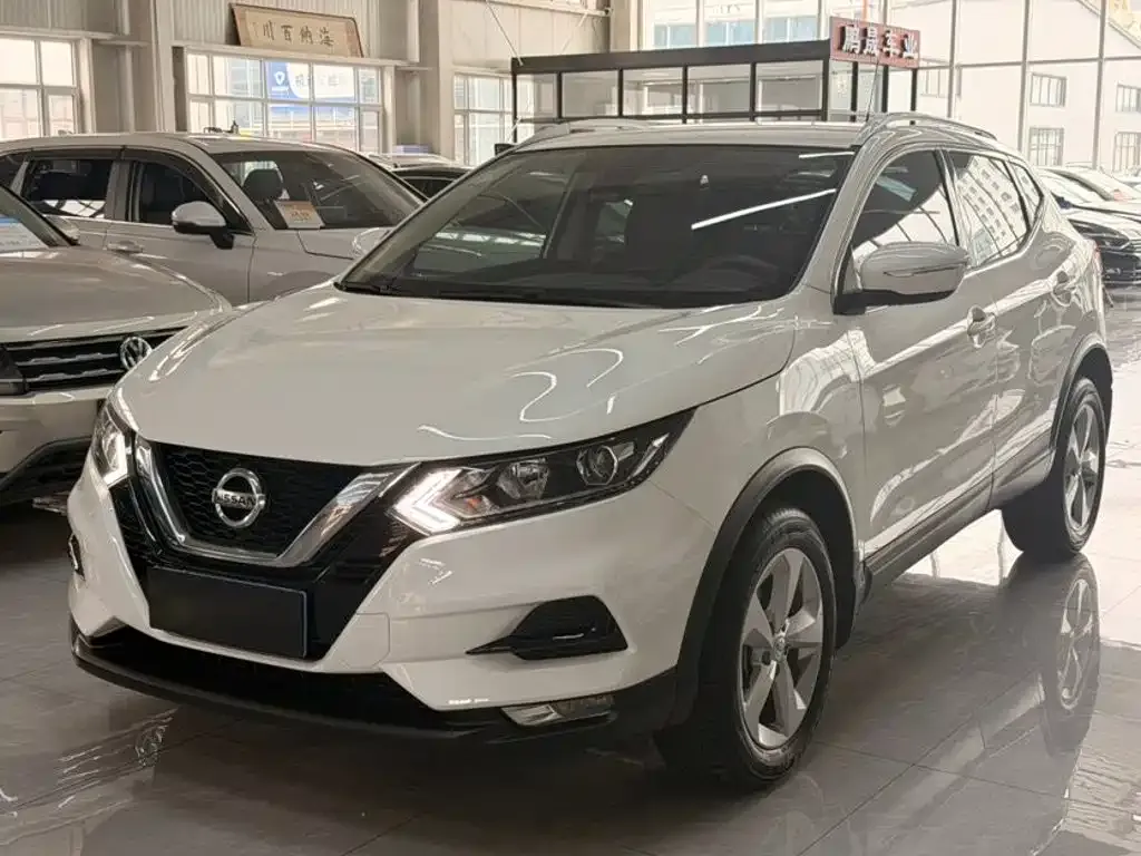 Nissan Qashqai — фото 6