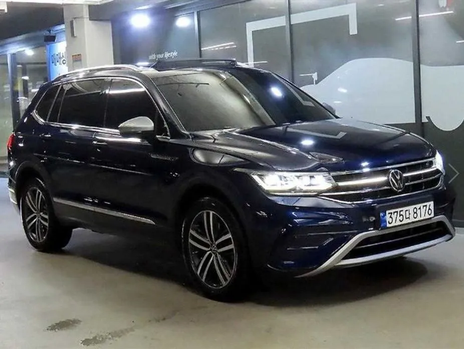 Volkswagen Tiguan — фото 1