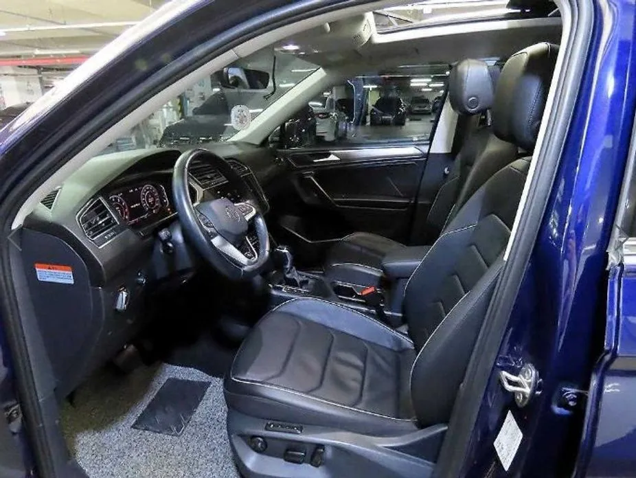 Volkswagen Tiguan — фото 9
