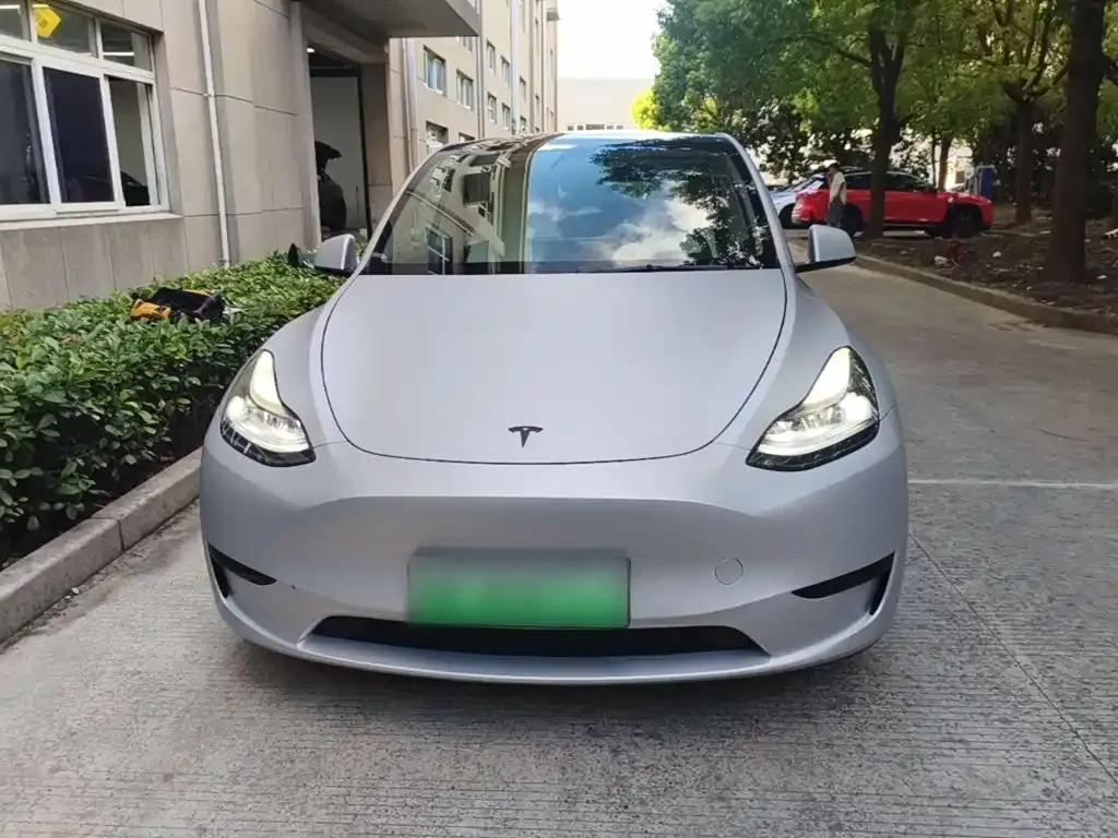 Tesla Model Y — фото 7