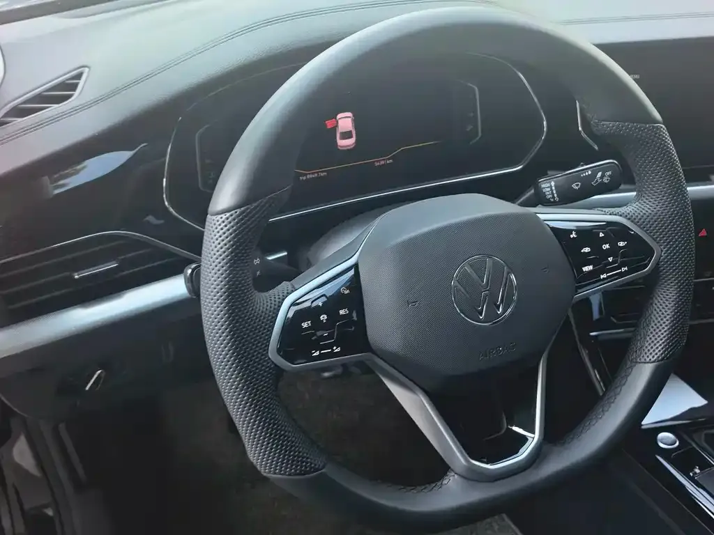 Volkswagen Passat — фото 6
