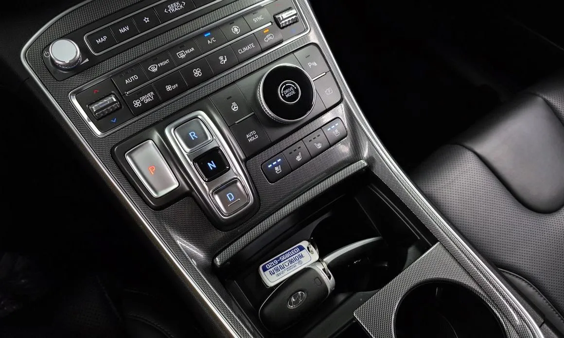 Hyundai Santafe — фото 7