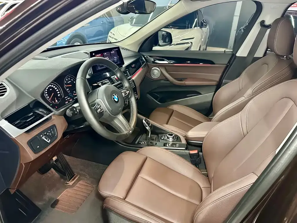 BMW X1 — фото 2