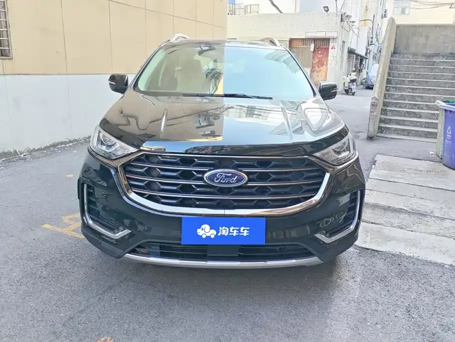 Ford Edge — фото 7