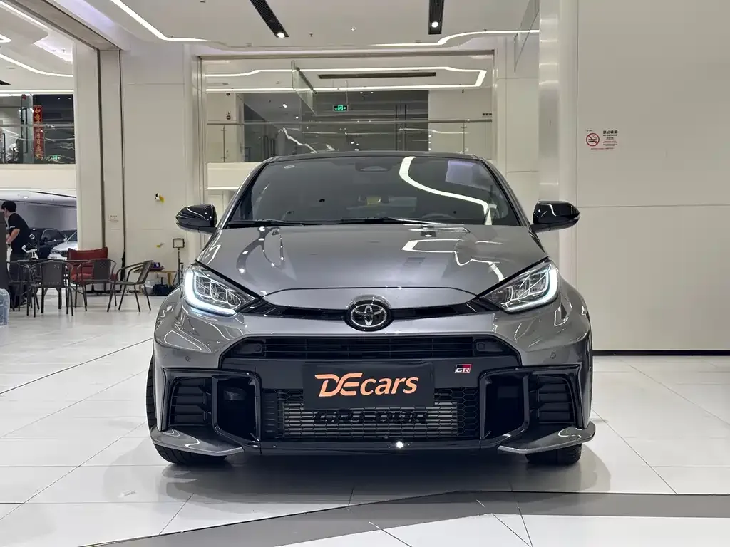 Toyota GR YARIS — фото 10