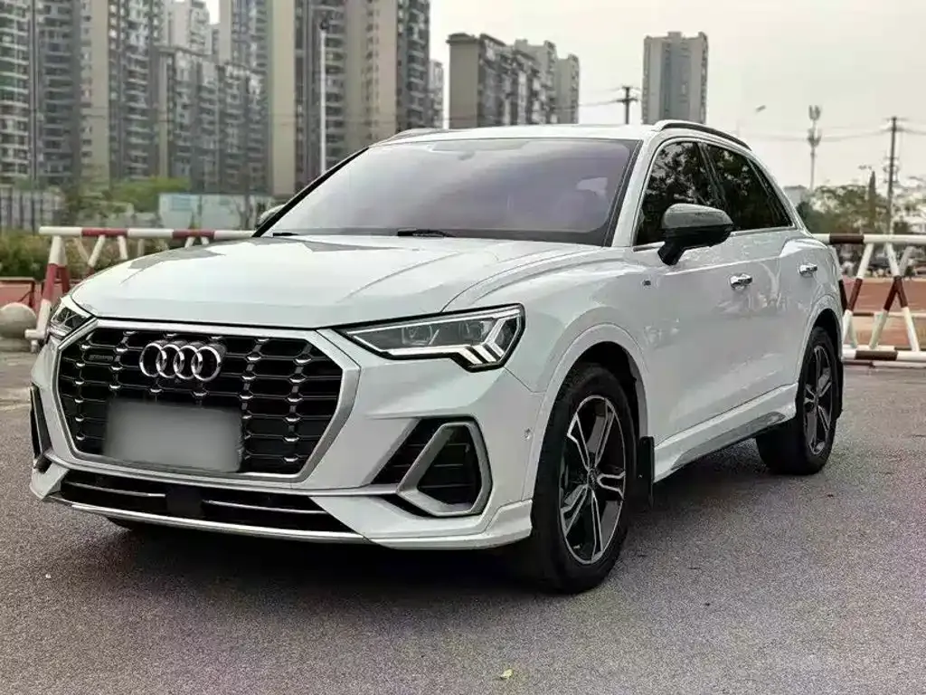 Audi Q3 — фото 9