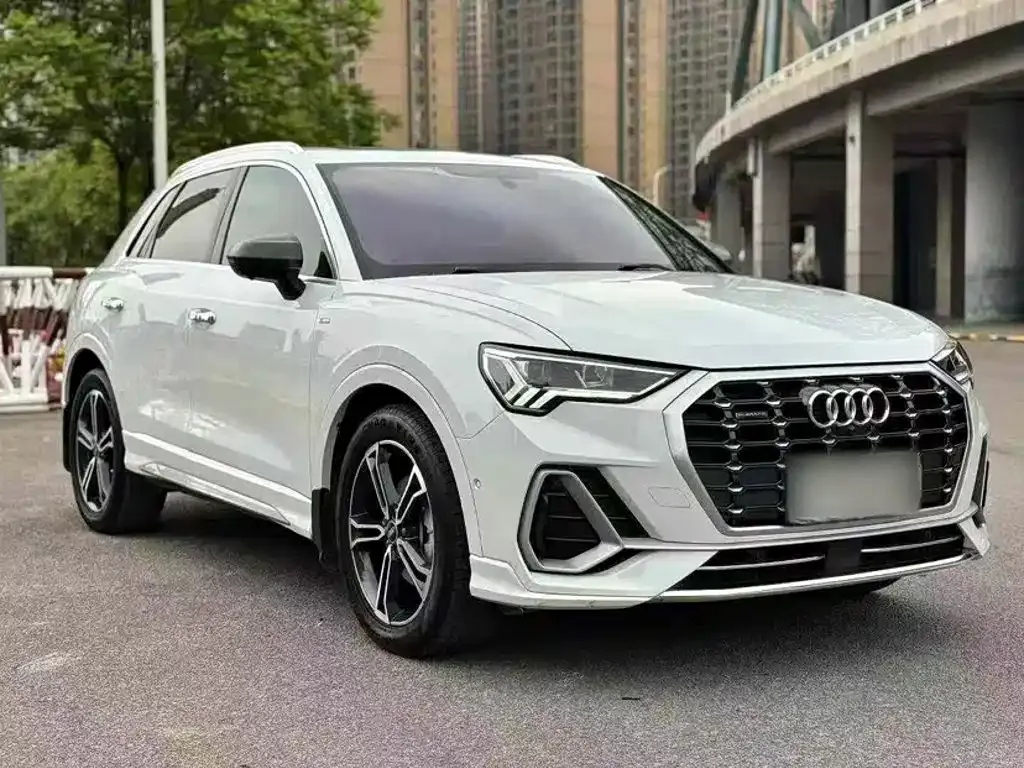 Audi Q3 — фото 8
